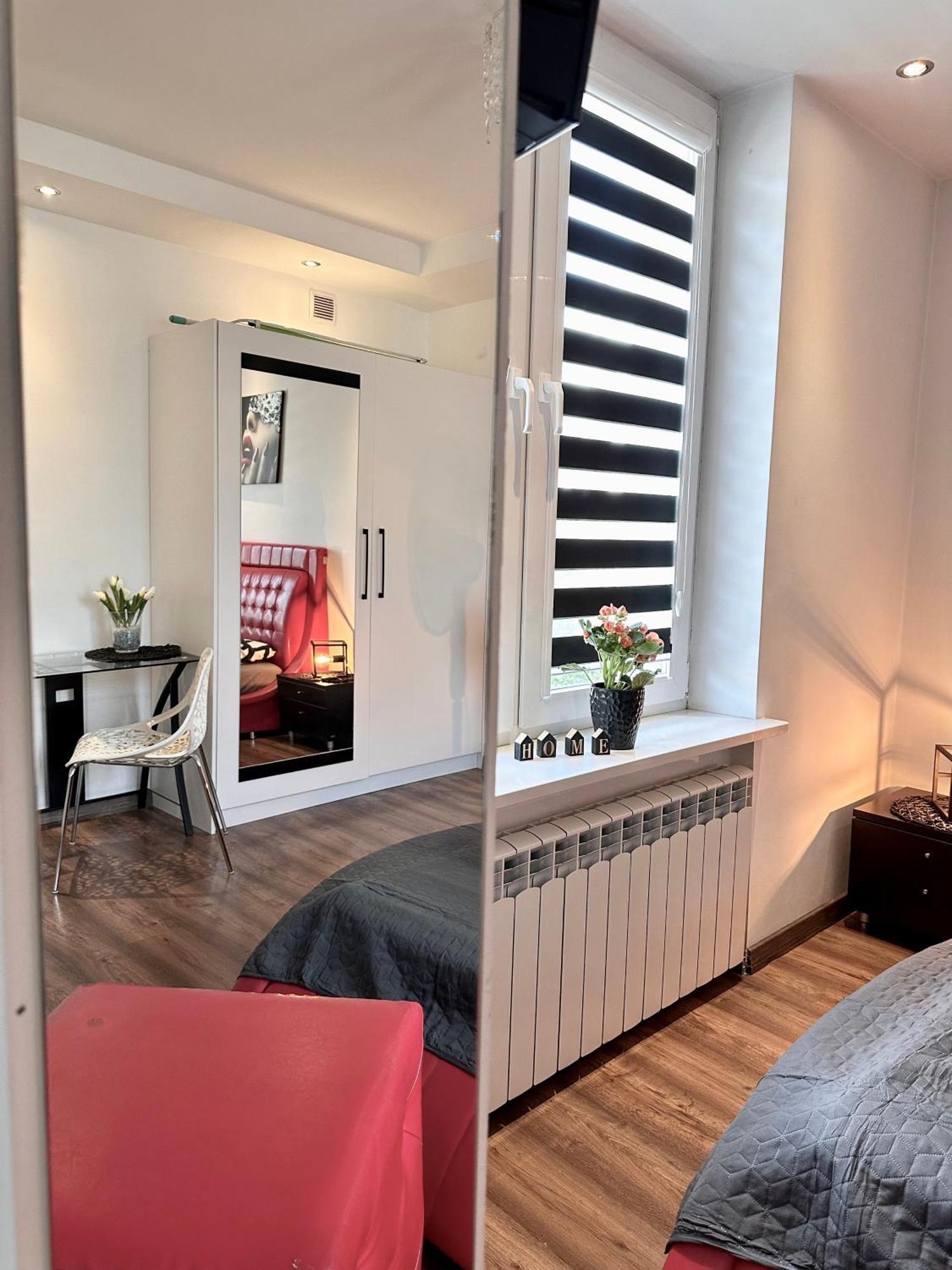 Apartament Centrum Chmielna 73C Варшава Экстерьер фото
